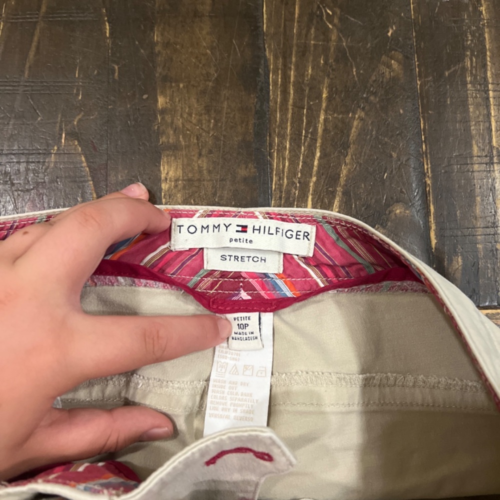 Khaki Capris - image 3